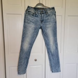 AEO 30x30 lightwash jeans